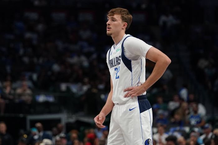 弗拉格20+8+6献制胜助攻，独行侠逆转国王迎连胜，预定NBA全明星|库珀·弗拉格|萨克拉门托国王队|达拉斯独行侠队|德玛尔-德罗赞|杰森-基德_新浪体育_新浪新闻